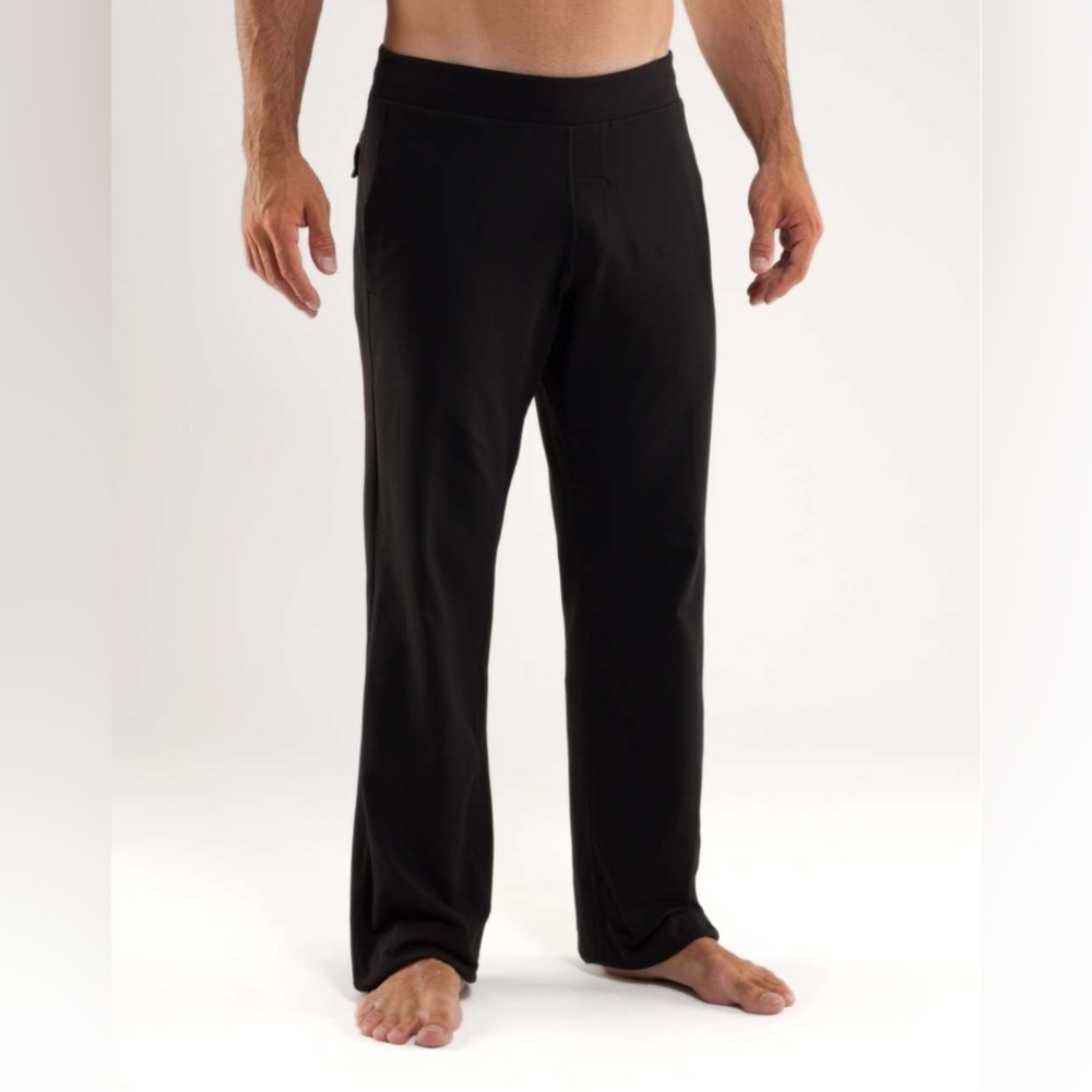 LULULEMON | King Fu Pant | Black | Yoga | Lounge | Athleisure | Size M